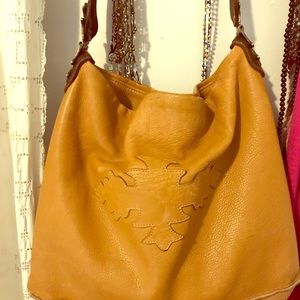 Tylie Malibu shoulder bag